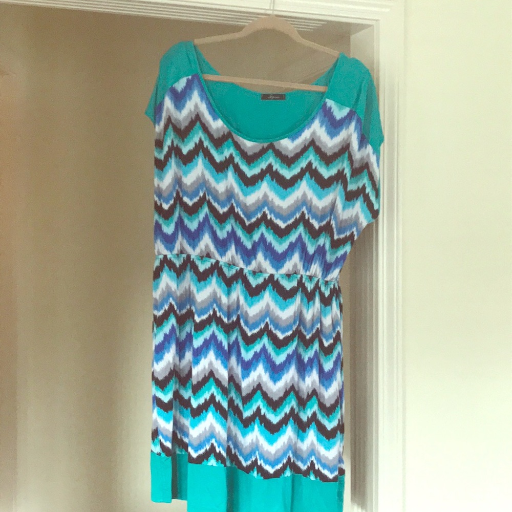 Soprano Curve Hugging dress!!